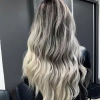 همکاری با بخش رنگ و لایت