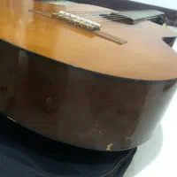 گیتار یاماها C-40|گیتار، بیس، امپلیفایر|پرند, فاز ۳|دیوار