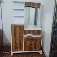 میز ارایشی ام دی اف در حد نو