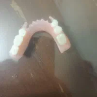 ساخت دندان مصنوعی ایرانی و خارجی|خدمات آرایشگری و زیبایی|رشت, دروازه لاکان|دیوار