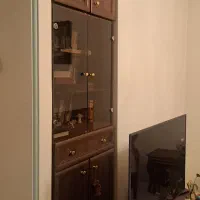 بوفه کمد کتابخانه|کتابخانه، شلف، قفسه‌های دیواری|تهران, آبشار تهران (دریاچه)|دیوار