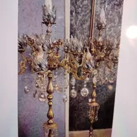 آباژور ایستاده