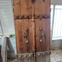 درب|کلکسیون اشیاء عتیقه|تیران, |دیوار