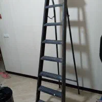 نردبان فلزی 8 پله اصلی