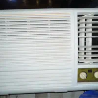 کولر پنجره ای موتور پیستونی درحدنو سرما یخچال