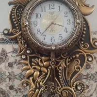 ساعت دیواری طرح سلطنتی