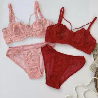 ست گلبرگ|لباس|قم, باجک یک|دیوار