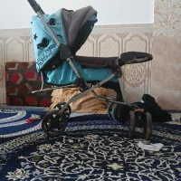 سه عدد کالسکه