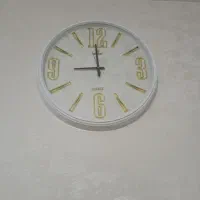 ساعت دیواری