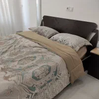 تختخواب دو نفره ام دی اف کارکرده باتشک و پاف|تخت و سرویس خواب|اسفراین, |دیوار
