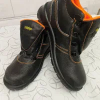 کفش ایمنی|کیف، کفش، کمربند|پارس‌آباد, |دیوار