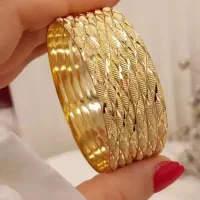 النگوی طلا روس