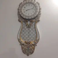 ساعت دیواری شکیل و زیبا و سالم
