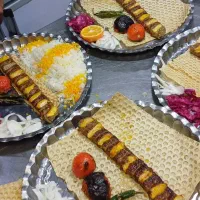 آشپز حرفه ایی جوان کباب گیر عکسها نمونه کارهامن|خدمات پذیرایی، مراسم|خرم‌آباد, |دیوار