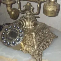 گوشی تلفن و میز تلفن برنجی|تلفن رومیزی|کرج, گلشهر|دیوار