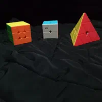 سه عدد روبیک نو و حرفه ای تنظیم و روغنکاری شده