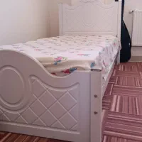 تخت خواب یک نفره