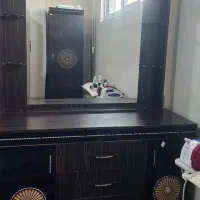 تخت دو نفره و میز آرایش|تخت و سرویس خواب|تیران, |دیوار