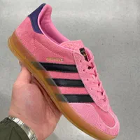 کفش Gazell adidas- UK4 اورجینال