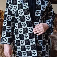 کت سفید مشکی،شومیز سفید،شومیز طرح دار همگی نووسالم