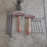 چکش و قلم و آچر