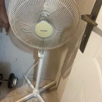 پنکه ایستاده