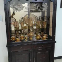 فروش یک عدد بوفه دکوری تمیز و سالم