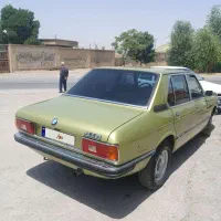 bmw518(بی ام و ۵۱۸)