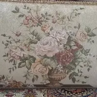 یک جفت پشتی کاملا سالم