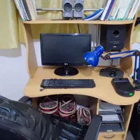 میز کامپیوتر