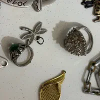 تعدادی بدلیجات|بدلیجات|پرند, فاز ۶|دیوار