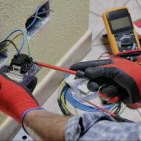 نصاب آیفون تصویری، رفع خرابی سیم کشی تلفن و برق