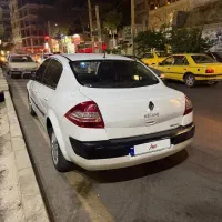 مگان مدل ۹۰