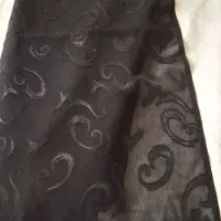 یک قوا ره پارچه چادری