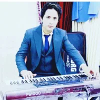 خواننده گروه آرتا