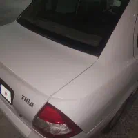 تیبا صندوقدار ۹۷سفید دوگانه. دست