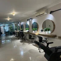 اجاره اتاق و لاین در سالن تخصصی احیا و جوانسازی مو