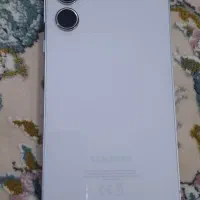 گوشی موبایل در حد نو