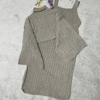 لباس بیرونی|لباس|خلخال, |دیوار