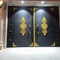 رنگ آمیزی  درب کابینت و ساختمان