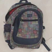 کیف مدرسه|کیف، کفش، کمربند|نیشابور, هفده شهریور|دیوار