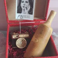 استند عکس دکوری با گلدان چوبی