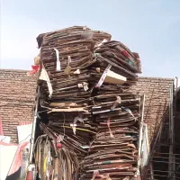 ضایعات شمارو به قیمت روز خریدارم