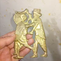 دیوار کوب برنجی فروشی