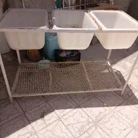 وان سبزی مارکت به همراه چهارپایه