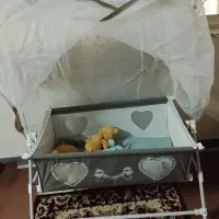 روروئک و گهواره بچه تمیز ولی کار کرده