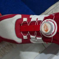 کفش اسکیتی سایز ۳۶ و ۳۴