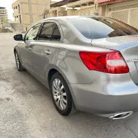 سوزوکی کیزاشی مدل ۲۰۱۲