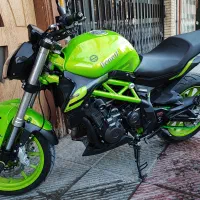 بنلی ۳۰۰ مدل ۱۴۰۲