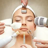 منشی و دستیار و ادمین  خانم برای کلینیک زیبایی